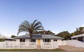 Yo Caba Caba - Beach House With A Colourful Twist!
